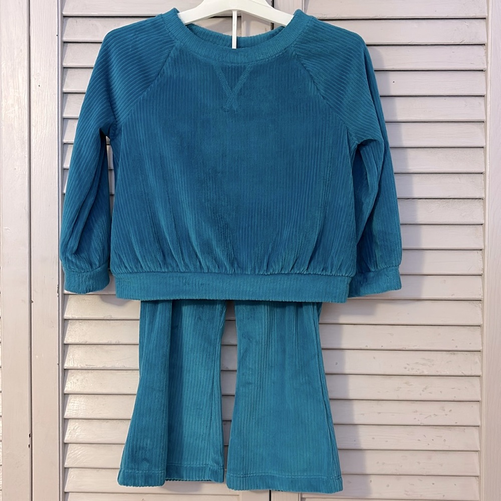 Cat & Jack Matching Set